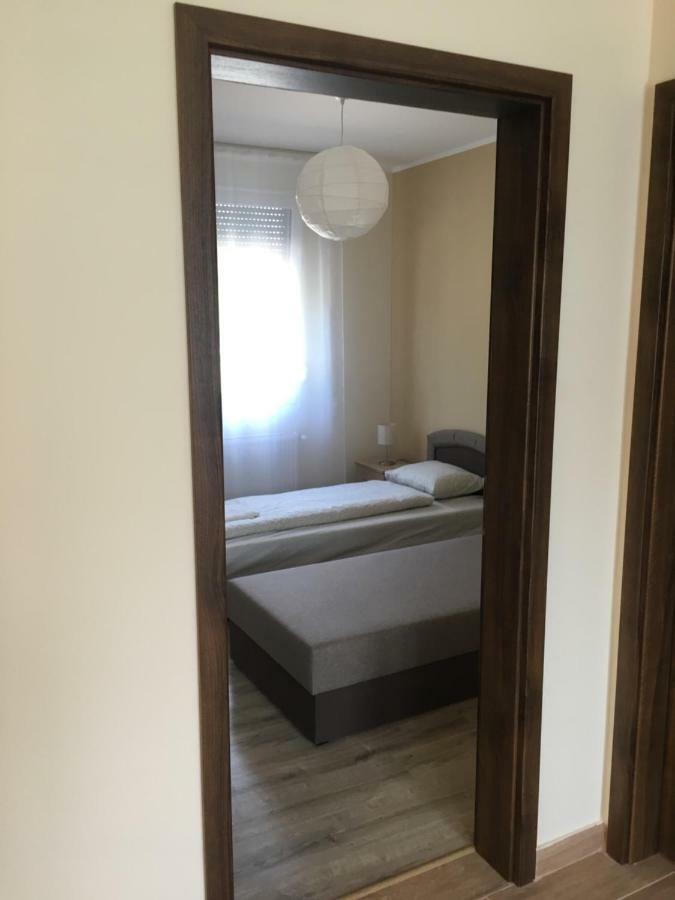 Konrad Apartman Villa Balatonmáriafürdő Exterior foto